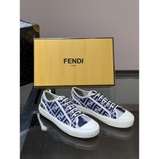 Fendi Low Shoes